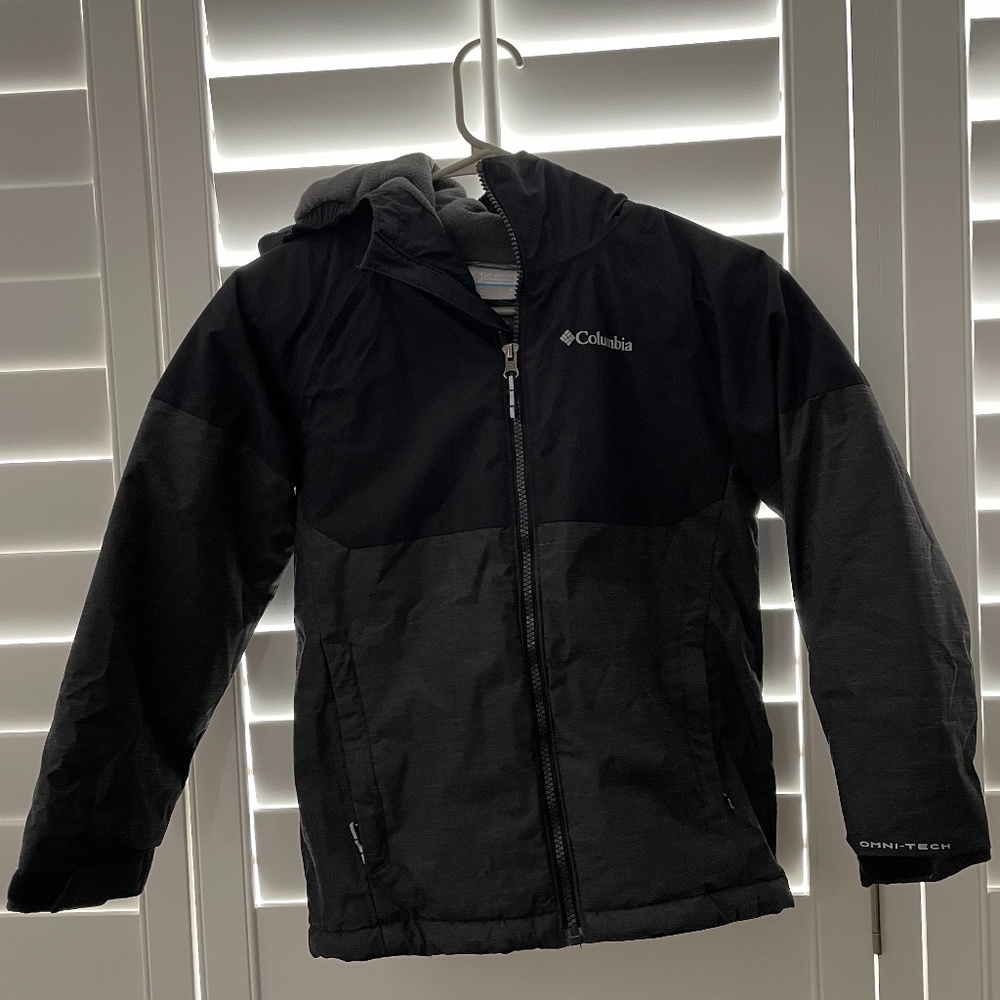 Columbia kids insulated & down Omni tech jacket with outgrown internal sleeve